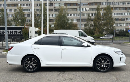 Toyota Camry, 2017 год, 2 320 000 рублей, 8 фотография