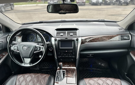 Toyota Camry, 2017 год, 2 320 000 рублей, 18 фотография