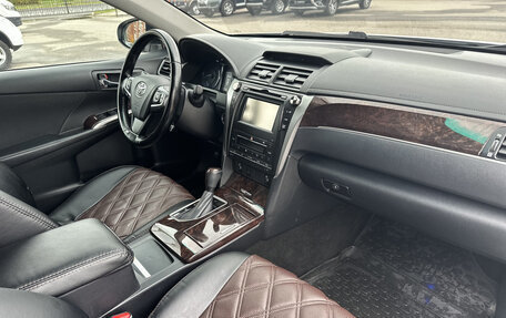 Toyota Camry, 2017 год, 2 320 000 рублей, 15 фотография