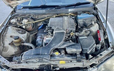 Toyota Altezza, 2000 год, 670 000 рублей, 8 фотография