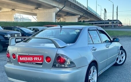 Toyota Altezza, 2000 год, 670 000 рублей, 4 фотография