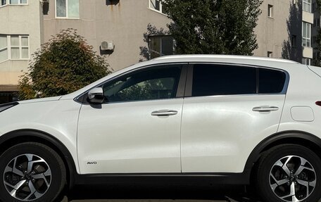 KIA Sportage IV рестайлинг, 2021 год, 2 400 000 рублей, 4 фотография