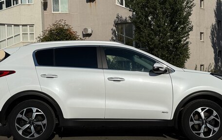 KIA Sportage IV рестайлинг, 2021 год, 2 400 000 рублей, 3 фотография