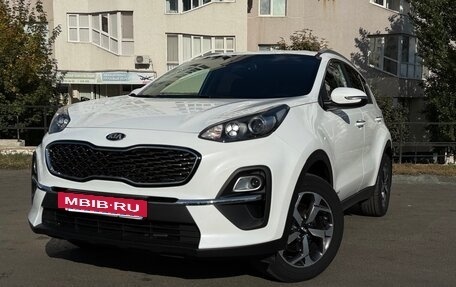KIA Sportage IV рестайлинг, 2021 год, 2 400 000 рублей, 2 фотография