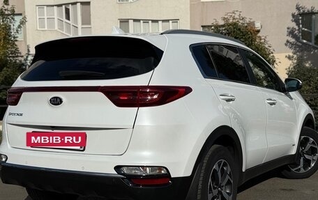 KIA Sportage IV рестайлинг, 2021 год, 2 400 000 рублей, 5 фотография
