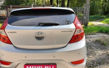 Hyundai Solaris II рестайлинг, 2013 год, 899 999 рублей, 6 фотография