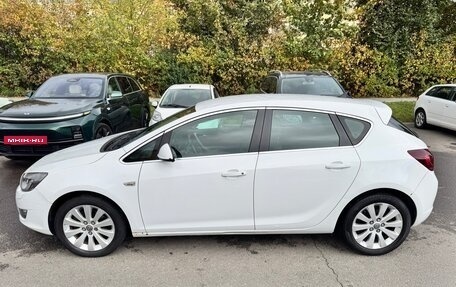 Opel Astra J, 2011 год, 700 000 рублей, 8 фотография