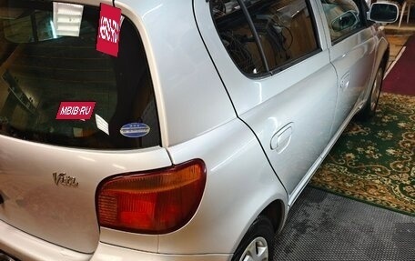 Toyota Vitz, 2003 год, 380 000 рублей, 3 фотография