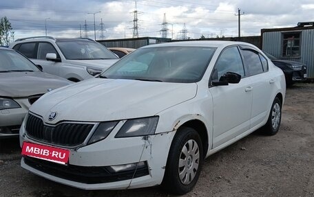 Skoda Octavia, 2018 год, 900 000 рублей, 2 фотография