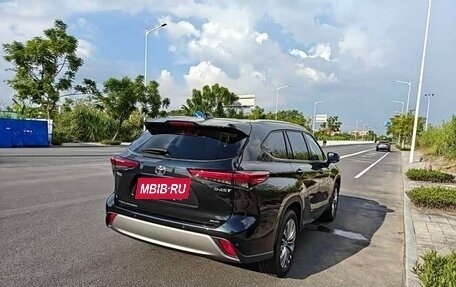 Toyota Highlander, 2022 год, 4 535 008 рублей, 4 фотография