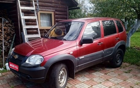 Chevrolet Niva I рестайлинг, 2012 год, 600 000 рублей, 1 фотография