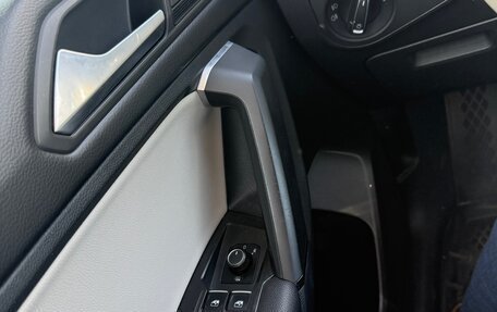 Volkswagen Tiguan II, 2019 год, 3 450 000 рублей, 15 фотография