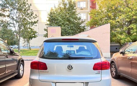 Volkswagen Tiguan I, 2012 год, 2 000 000 рублей, 2 фотография