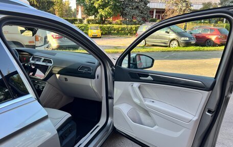 Volkswagen Tiguan II, 2019 год, 3 000 000 рублей, 13 фотография