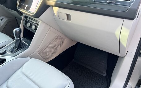 Volkswagen Tiguan II, 2019 год, 3 000 000 рублей, 15 фотография