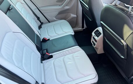 Volkswagen Tiguan II, 2019 год, 3 000 000 рублей, 19 фотография