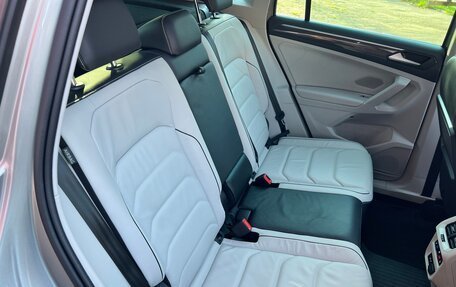 Volkswagen Tiguan II, 2019 год, 3 000 000 рублей, 18 фотография