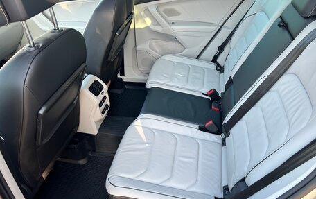 Volkswagen Tiguan II, 2019 год, 3 000 000 рублей, 21 фотография