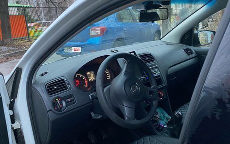 Volkswagen Polo VI (EU Market), 2014 год, 850 000 рублей, 9 фотография