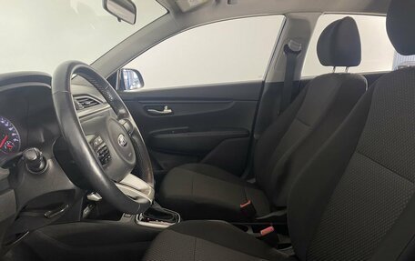 KIA Rio IV, 2020 год, 1 685 000 рублей, 4 фотография