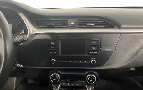 KIA Rio IV, 2020 год, 1 685 000 рублей, 10 фотография