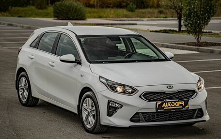 KIA cee'd III, 2020 год, 1 720 000 рублей, 2 фотография