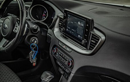 KIA cee'd III, 2020 год, 1 720 000 рублей, 21 фотография