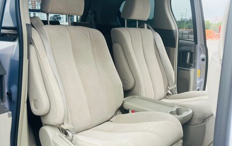 Toyota Estima III рестайлинг -2, 2010 год, 1 600 000 рублей, 5 фотография