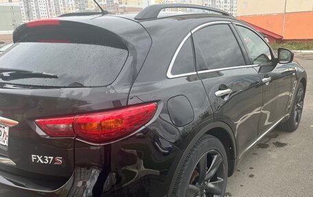 Infiniti FX II, 2010 год, 1 750 000 рублей, 5 фотография