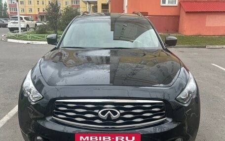 Infiniti FX II, 2010 год, 1 750 000 рублей, 8 фотография