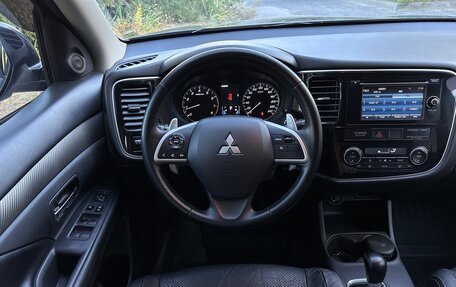 Mitsubishi Outlander III рестайлинг 3, 2014 год, 1 480 000 рублей, 16 фотография