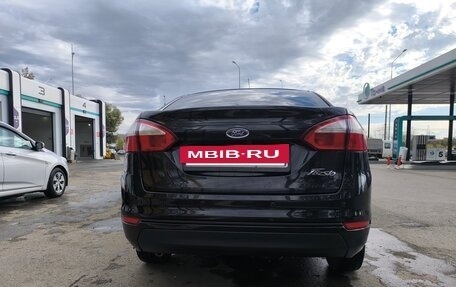 Ford Fiesta, 2015 год, 810 000 рублей, 5 фотография