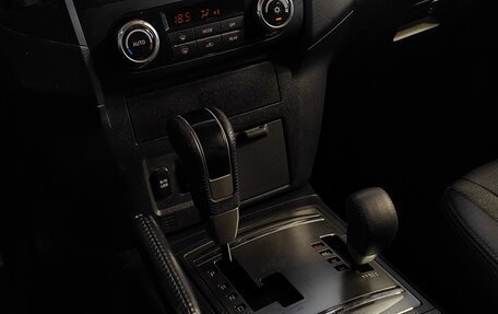 Mitsubishi Pajero IV, 2013 год, 1 939 000 рублей, 10 фотография