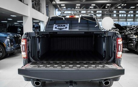 Rambler 1500, 2018 год, 6 499 999 рублей, 7 фотография