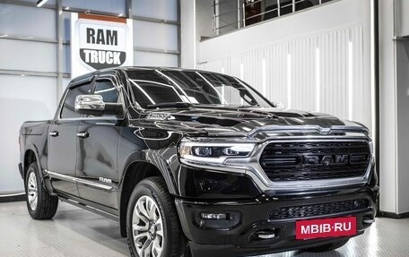 Rambler 1500, 2018 год, 6 499 999 рублей, 2 фотография