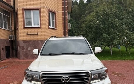Toyota Land Cruiser 200, 2014 год, 4 550 000 рублей, 1 фотография