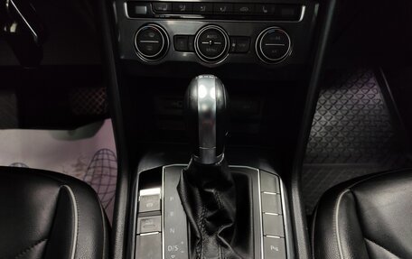 Volkswagen Tiguan II, 2018 год, 2 270 000 рублей, 12 фотография