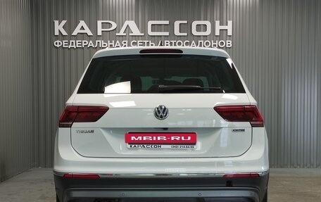 Volkswagen Tiguan II, 2018 год, 2 270 000 рублей, 4 фотография