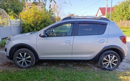 Renault Sandero II рестайлинг, 2017 год, 870 000 рублей, 4 фотография