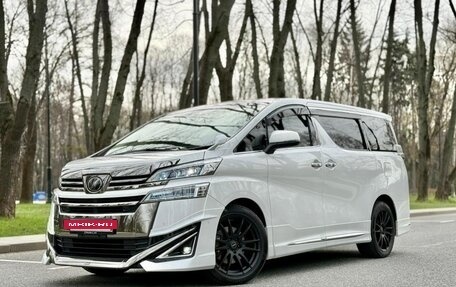 Toyota Vellfire II, 2018 год, 6 200 000 рублей, 4 фотография