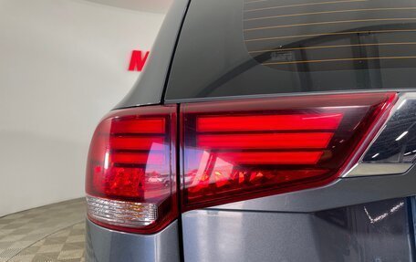 Mitsubishi Outlander III рестайлинг 3, 2019 год, 2 065 000 рублей, 8 фотография