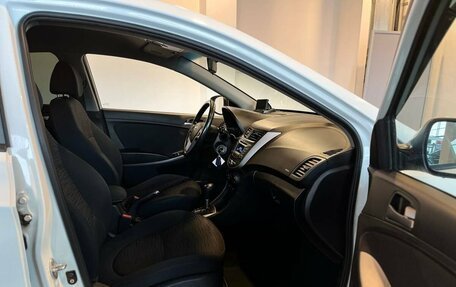Hyundai Solaris II рестайлинг, 2014 год, 775 000 рублей, 27 фотография