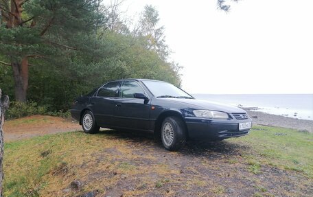 Toyota Camry, 1997 год, 420 000 рублей, 2 фотография