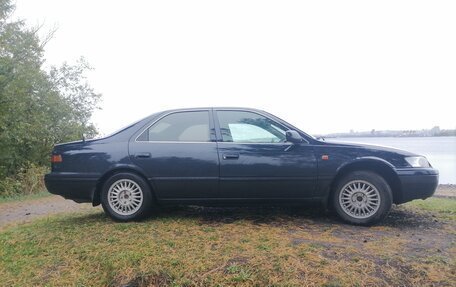 Toyota Camry, 1997 год, 420 000 рублей, 3 фотография