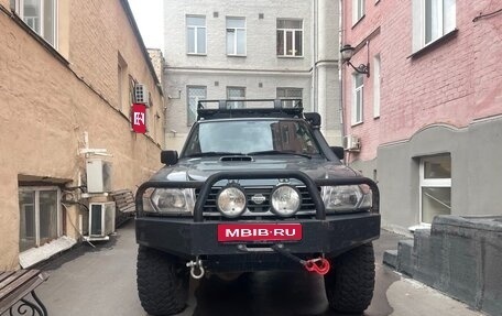 Nissan Patrol, 2001 год, 1 100 000 рублей, 1 фотография