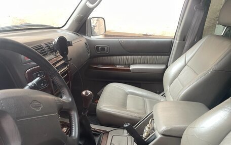 Nissan Patrol, 2001 год, 1 100 000 рублей, 5 фотография