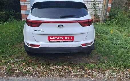 KIA Sportage IV рестайлинг, 2018 год, 2 050 000 рублей, 4 фотография