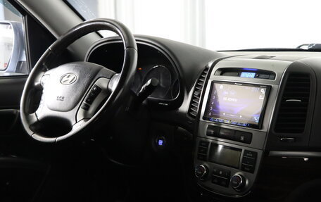 Hyundai Santa Fe III рестайлинг, 2010 год, 999 990 рублей, 12 фотография