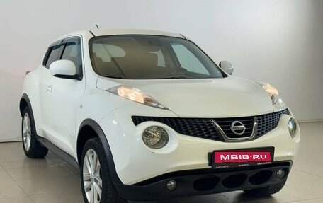 Nissan Juke II, 2014 год, 948 000 рублей, 1 фотография