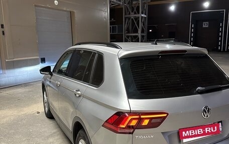 Volkswagen Tiguan II, 2020 год, 2 395 000 рублей, 6 фотография